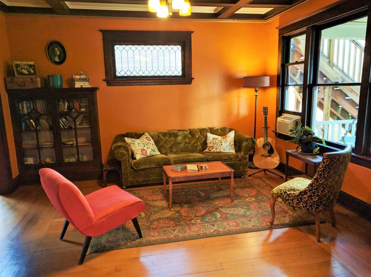 פורטלנד Bluebird Guesthouse מראה חיצוני תמונה